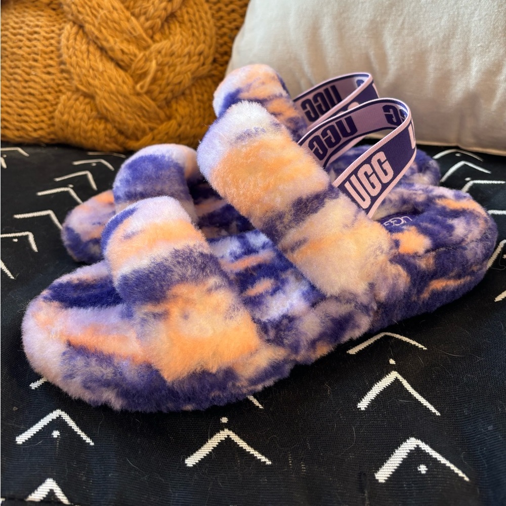 UGG Oh Yeah Slides - Picture 1 of 4